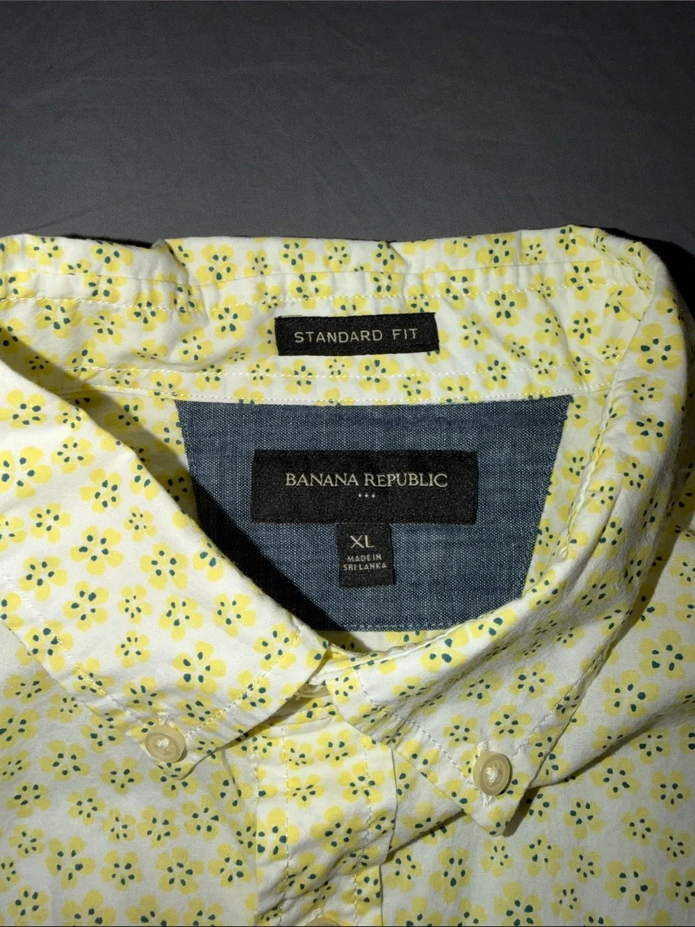 Banana Republic Yellow Floral Short-Sleeve Button-Down Shirt